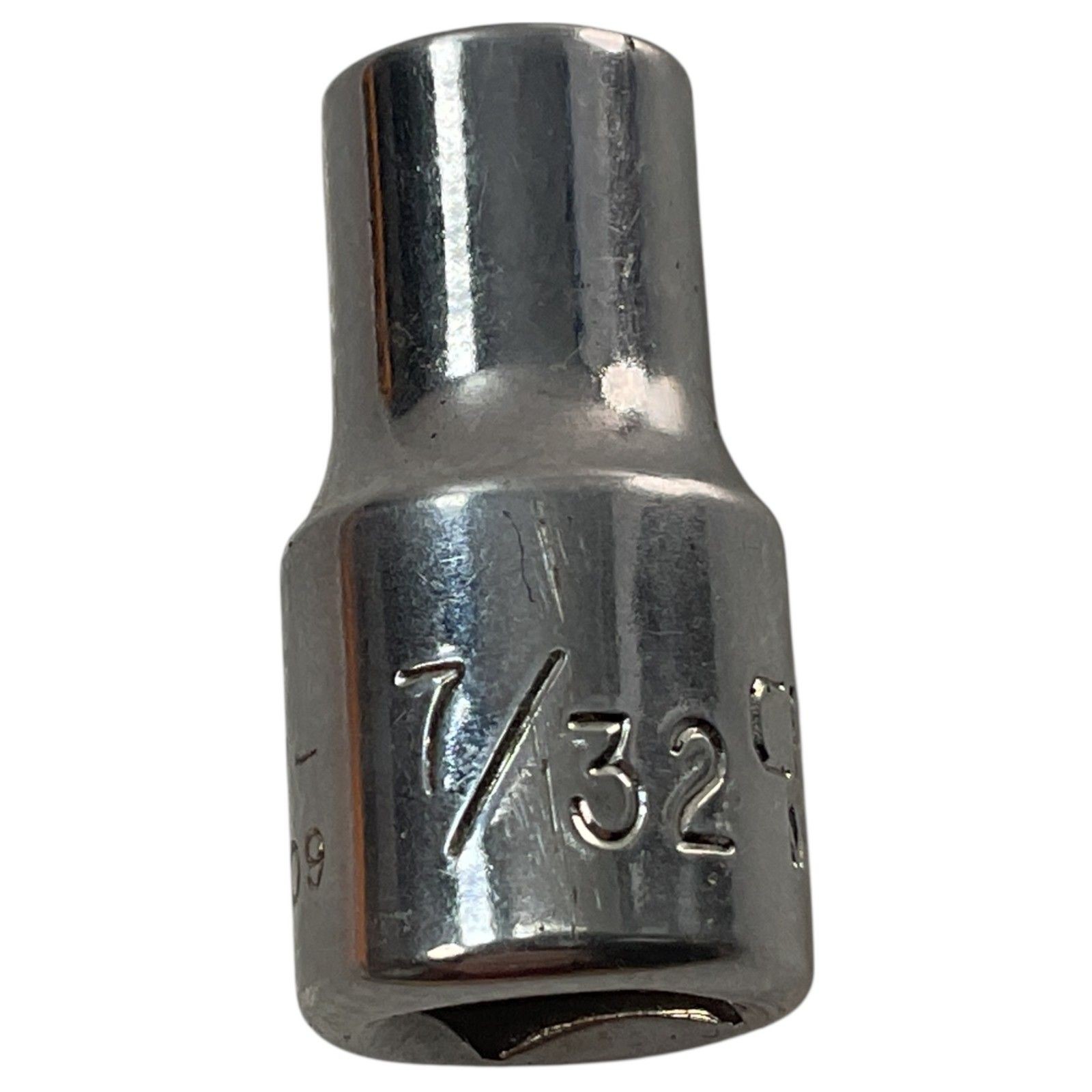 Craftsman Standard Socket 43609 7/32″ 12-Point 1/4″ Drive As Pictured USA