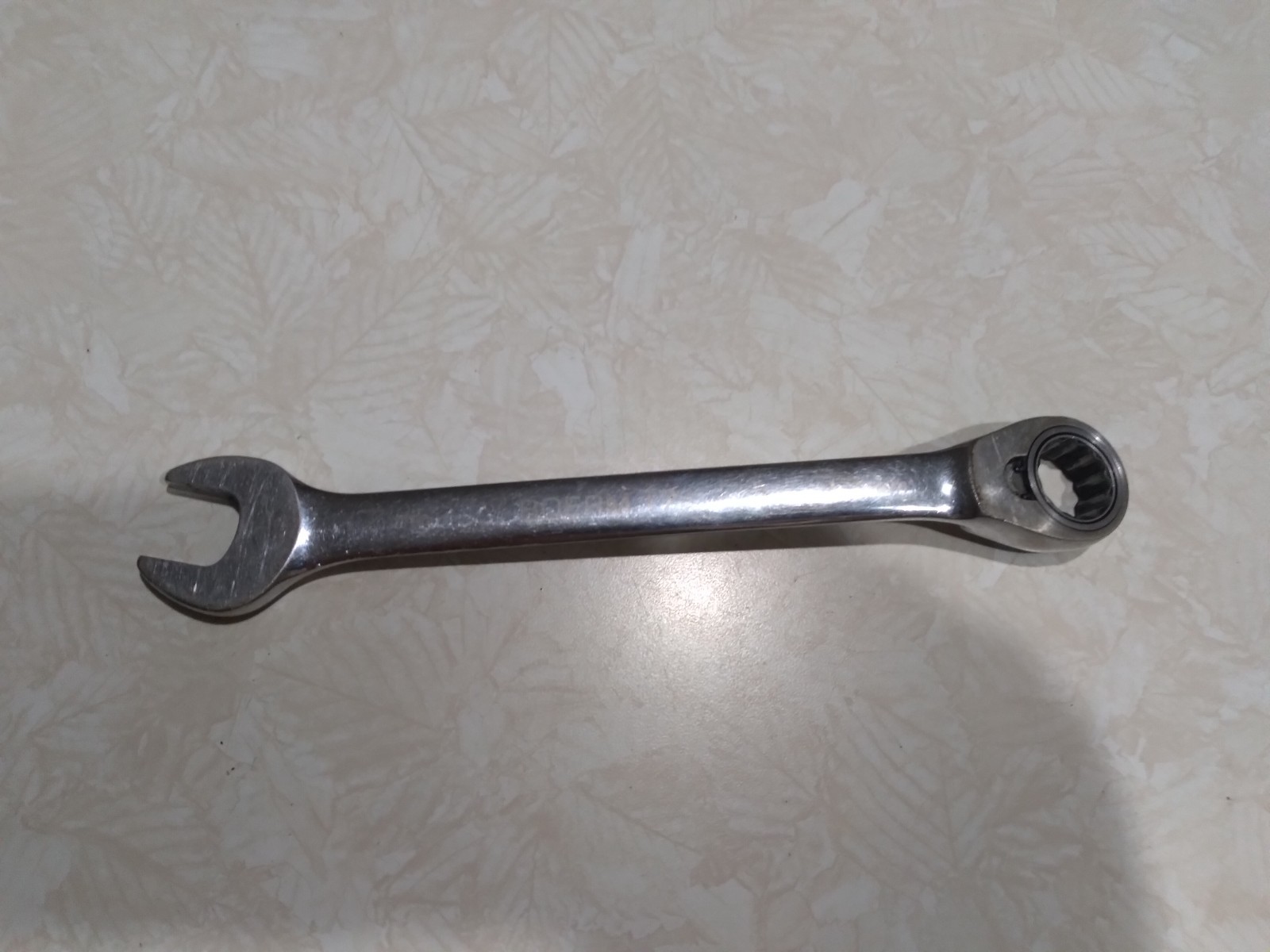 Blue-Point Tools 17mm Metric 12 Point Reversible Ratcheting Wrench BOERM17