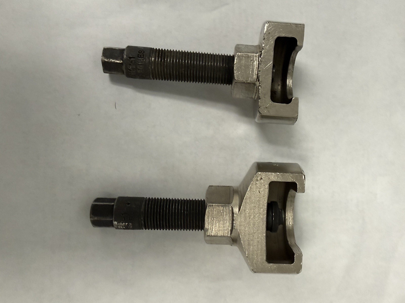 Snap-On Tools USA Power Steering & Alternator Pulley Pullers MPN CJ117A & CJ124