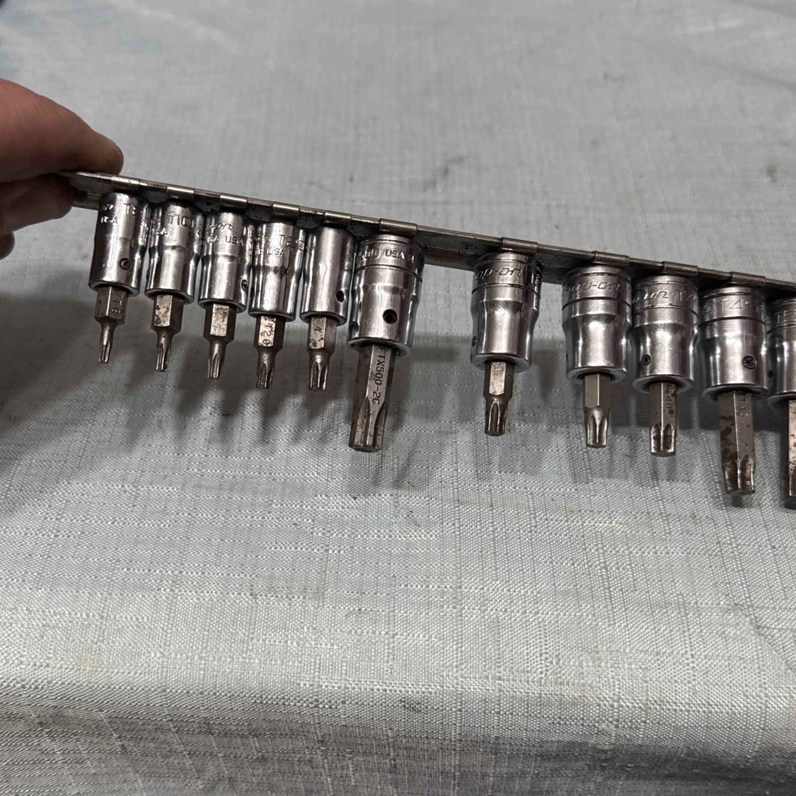 Snap-on 12 Piece 1/4″ 3/8″ 1/2″ Drive Torx Socket Set T8 to T55 Read