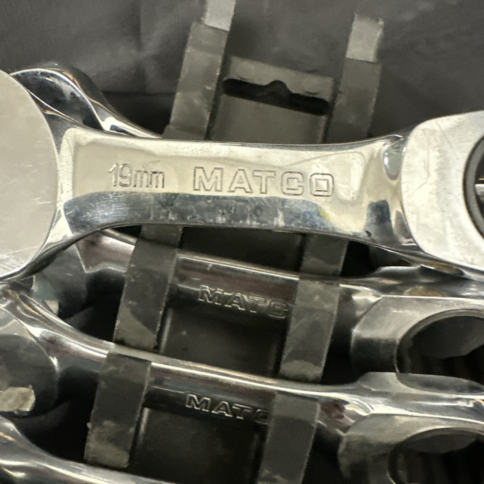 MATCO TOOLS – 12 pc 72-Tooth Metric Combination Ratcheting Wrench Set S7GRFM12