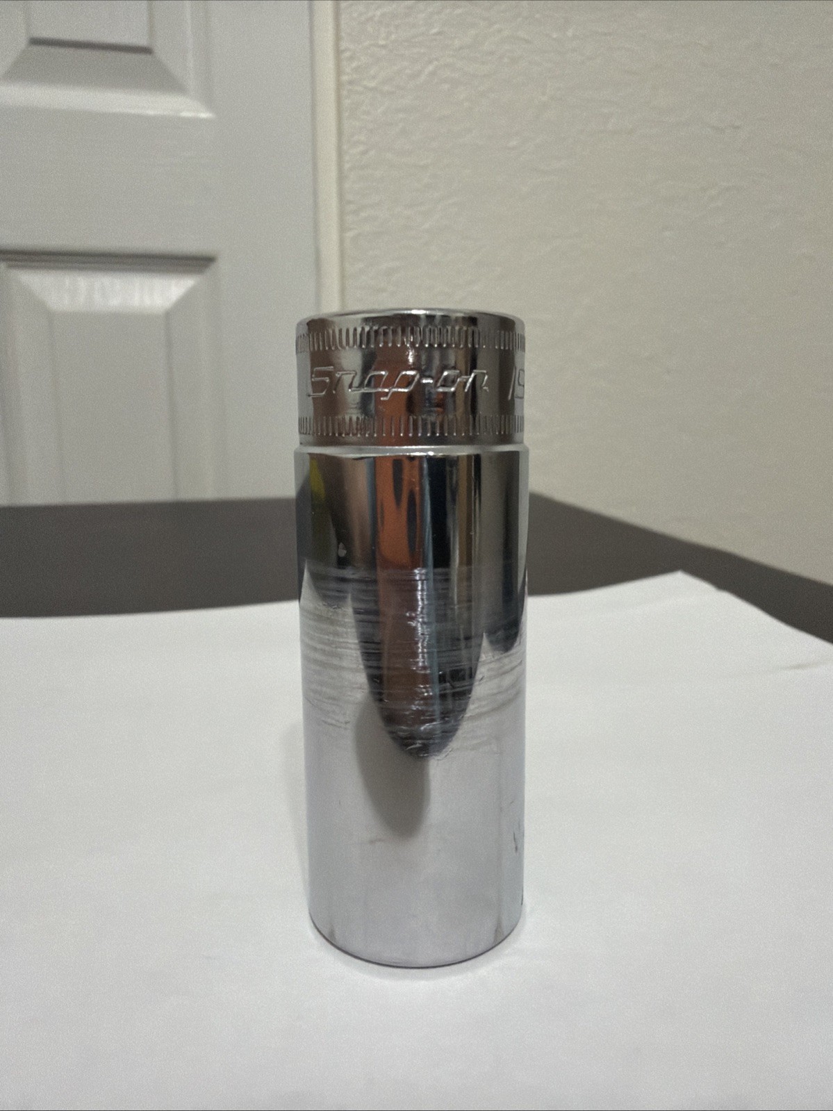 Snap-on 3/8″ Drive 6-Point Metric 19 mm Flank Drive Deep Socket SFSM19