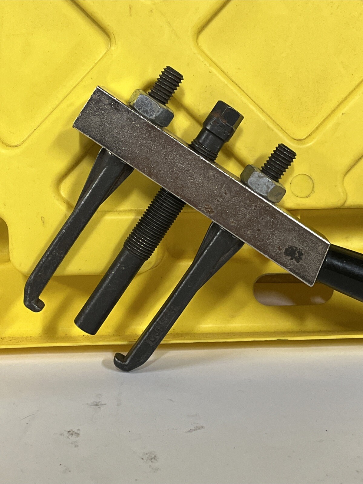 Snap On CJ145 Steering Wheel Puller