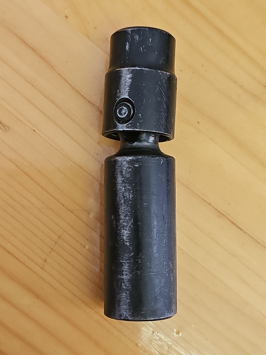 5pc. Unbranded 1/2″ Drive Deep Well Swivel Sockets 1/2, 9/16, 5/8, 11/16, 7/8″