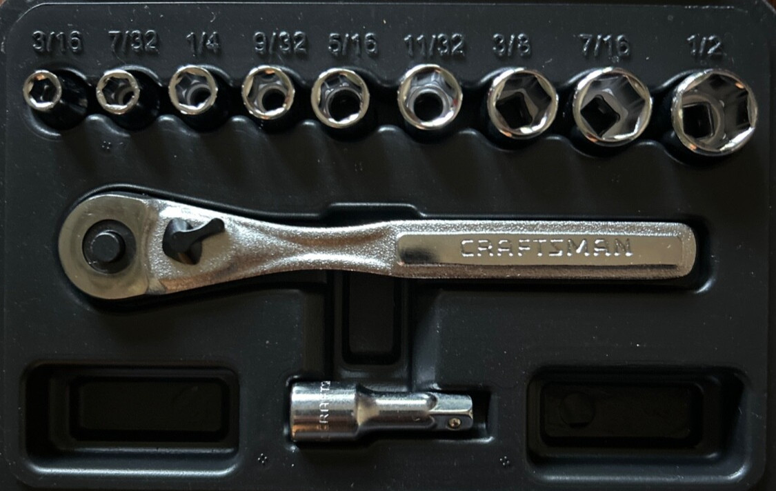 Craftsman 11-Piece 1/4″-Drive 6-Point SAE Socket Set 9-34860 with Case