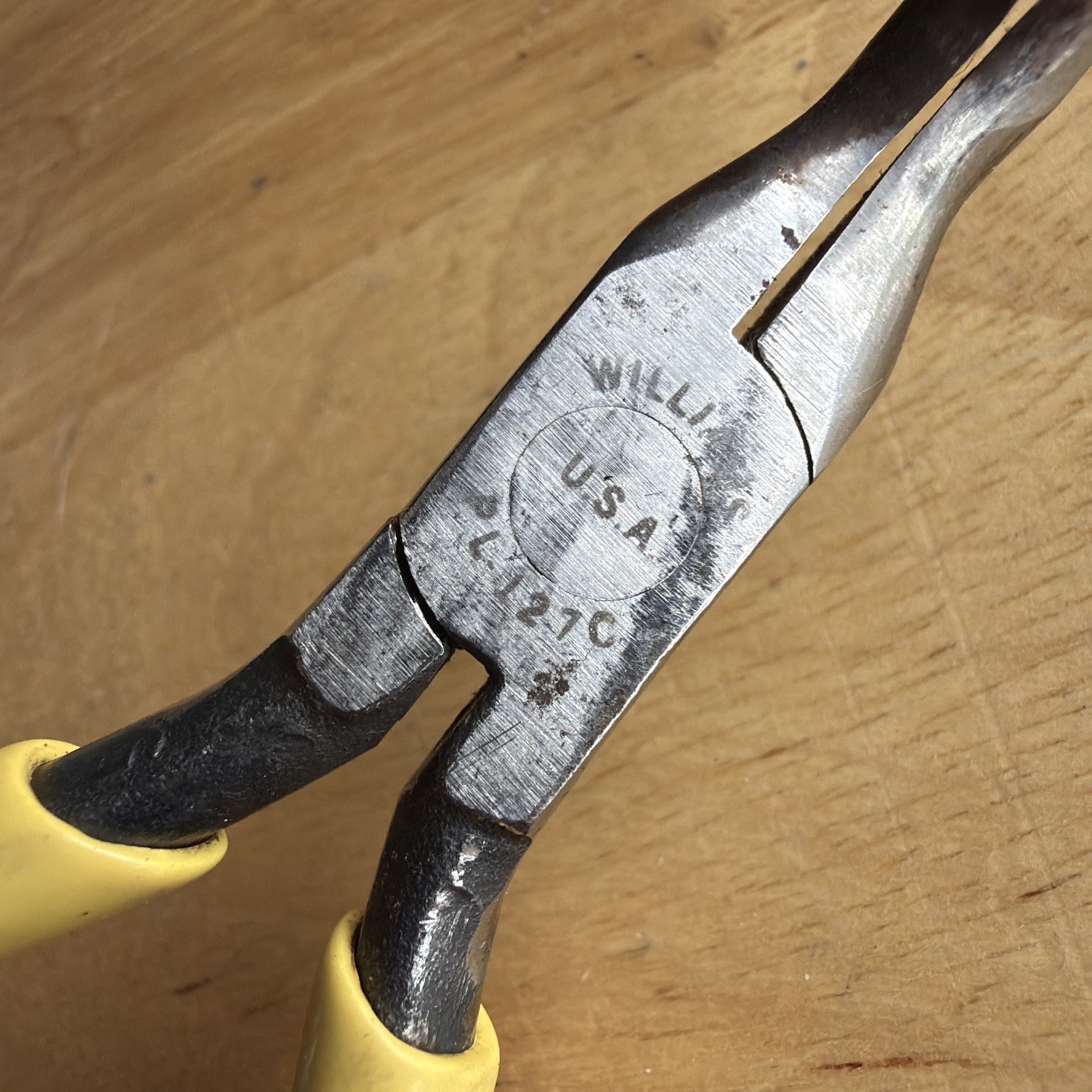 Williams Tools 5″ Long Thing Bent Needle Nose Pliers Yellow Handl PL-127C USA
