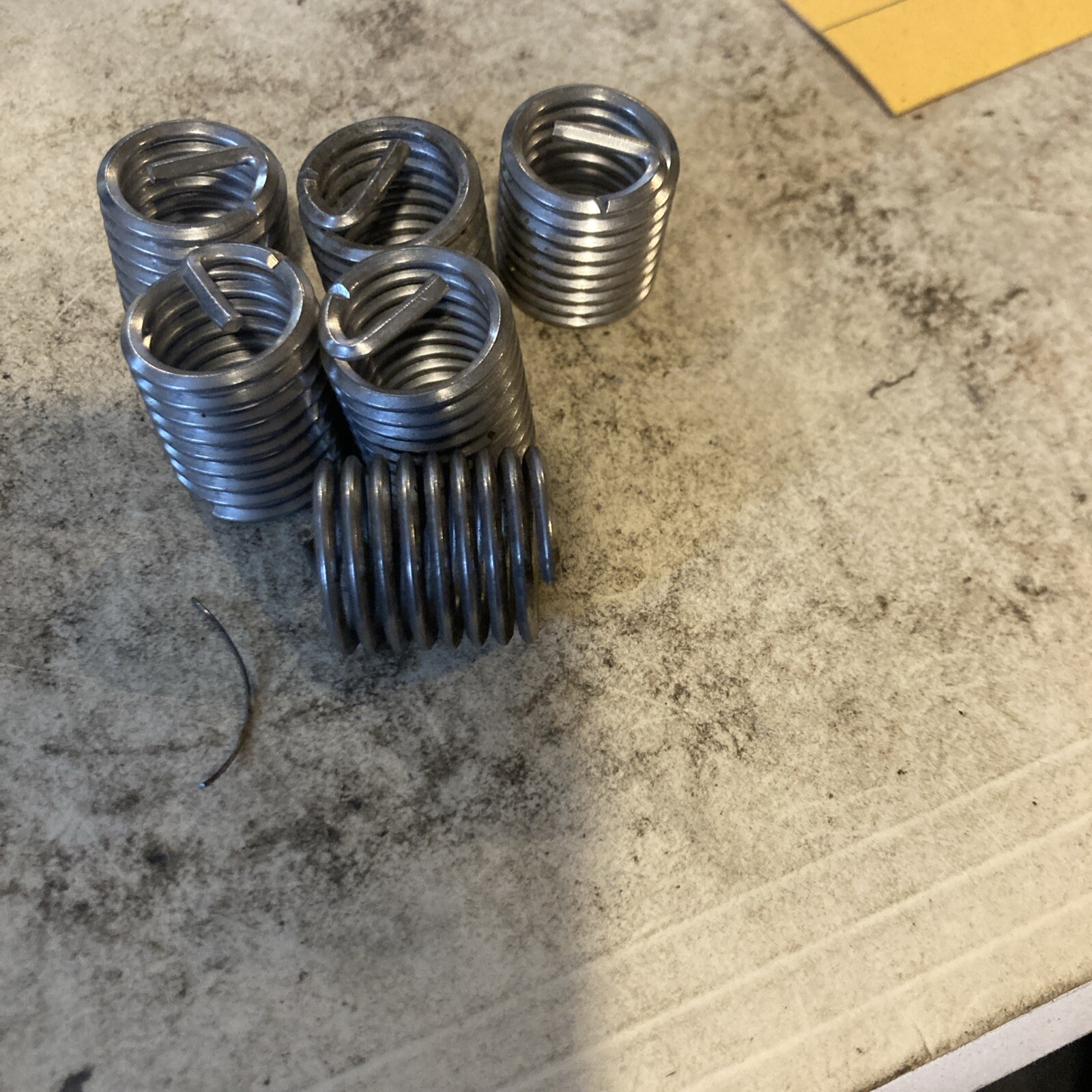 Helicoil Division R1185-10 5/8-11 Inch Coarse Inserts (r118510)