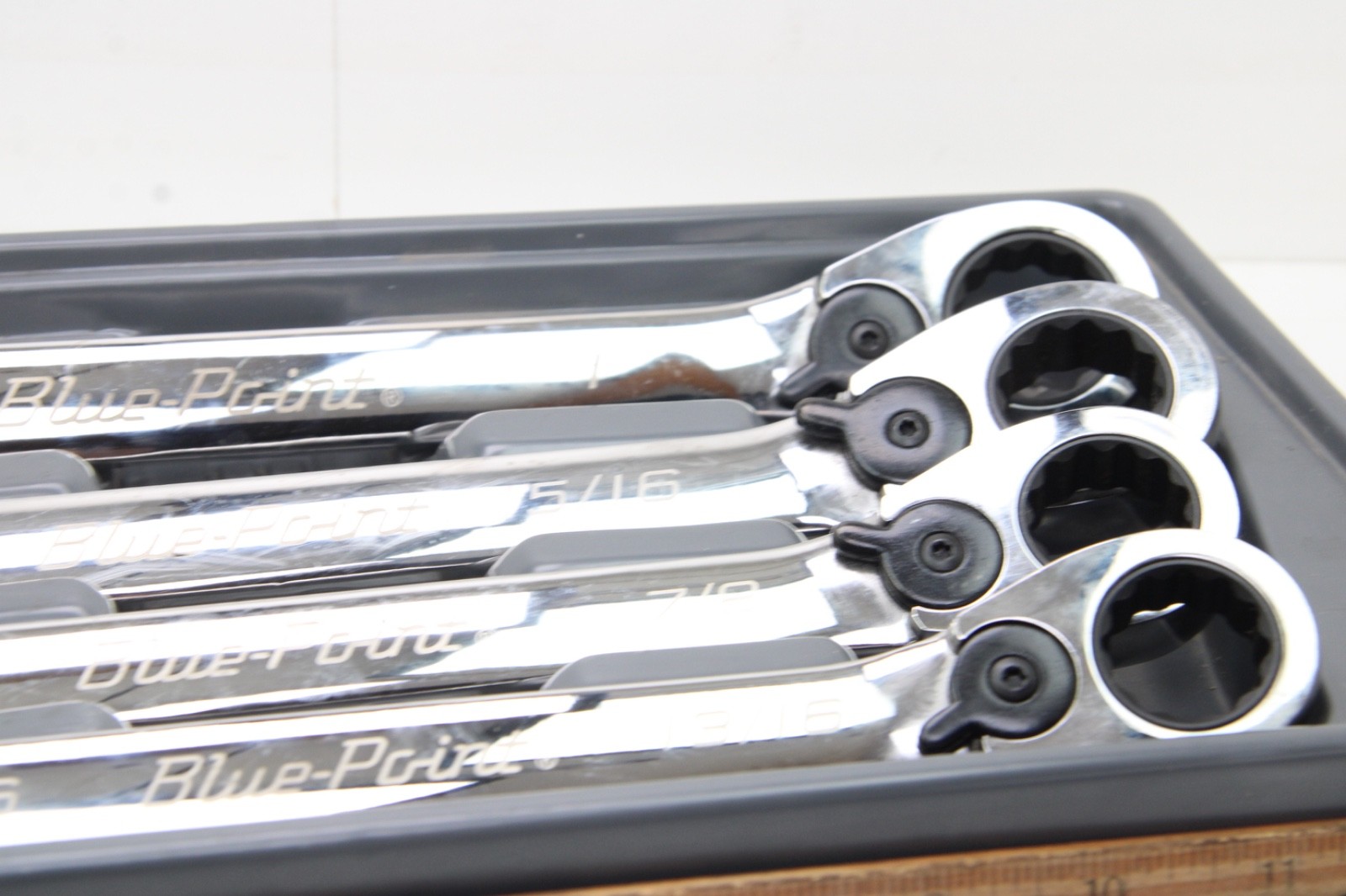 Blue Point 13/16″ – 1″ SAE Chrome 4 Piece 12 Point Ratcheting Wrench Set USA