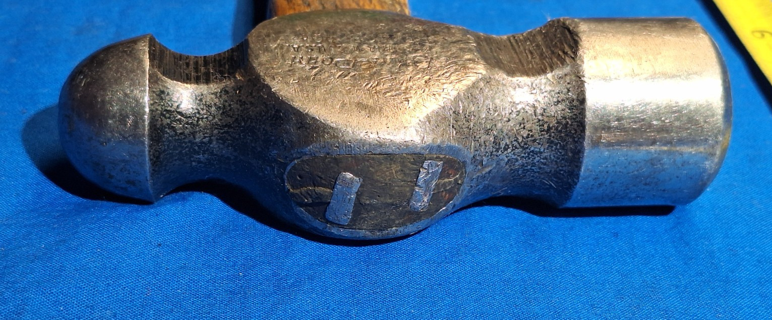 Blue Point BP40B 40oz Ball peen hammer wood handle tight head