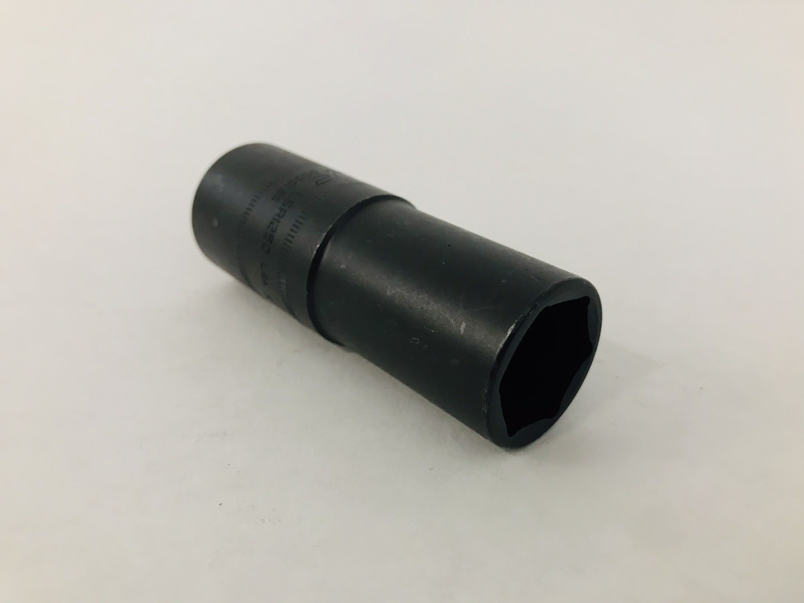 1/2″ Square Drive Metric 19 and 21 mm Thin Wall Wheel Flip Socket Blue-Point NEW