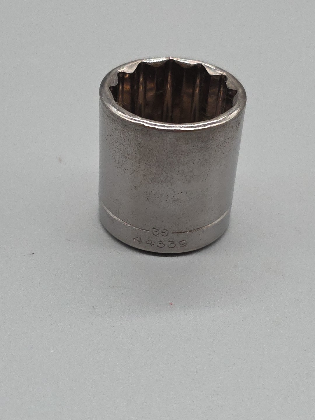 Craftsman Tools 7/8″ 3/8 Drive 12 Point Shallow Socket G2 44339 USA