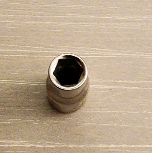 Craftsman USA 6mm Socket 6pt 1/4″ Drive Inverted G 43502 (Bottom Knurl)