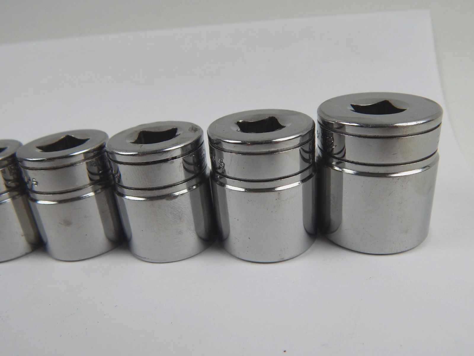 Snap On 3/8» Drive 6pt SAE Shallow Socket Set 11pc FS081-FS281 1/4″-7/8″ w Rail
