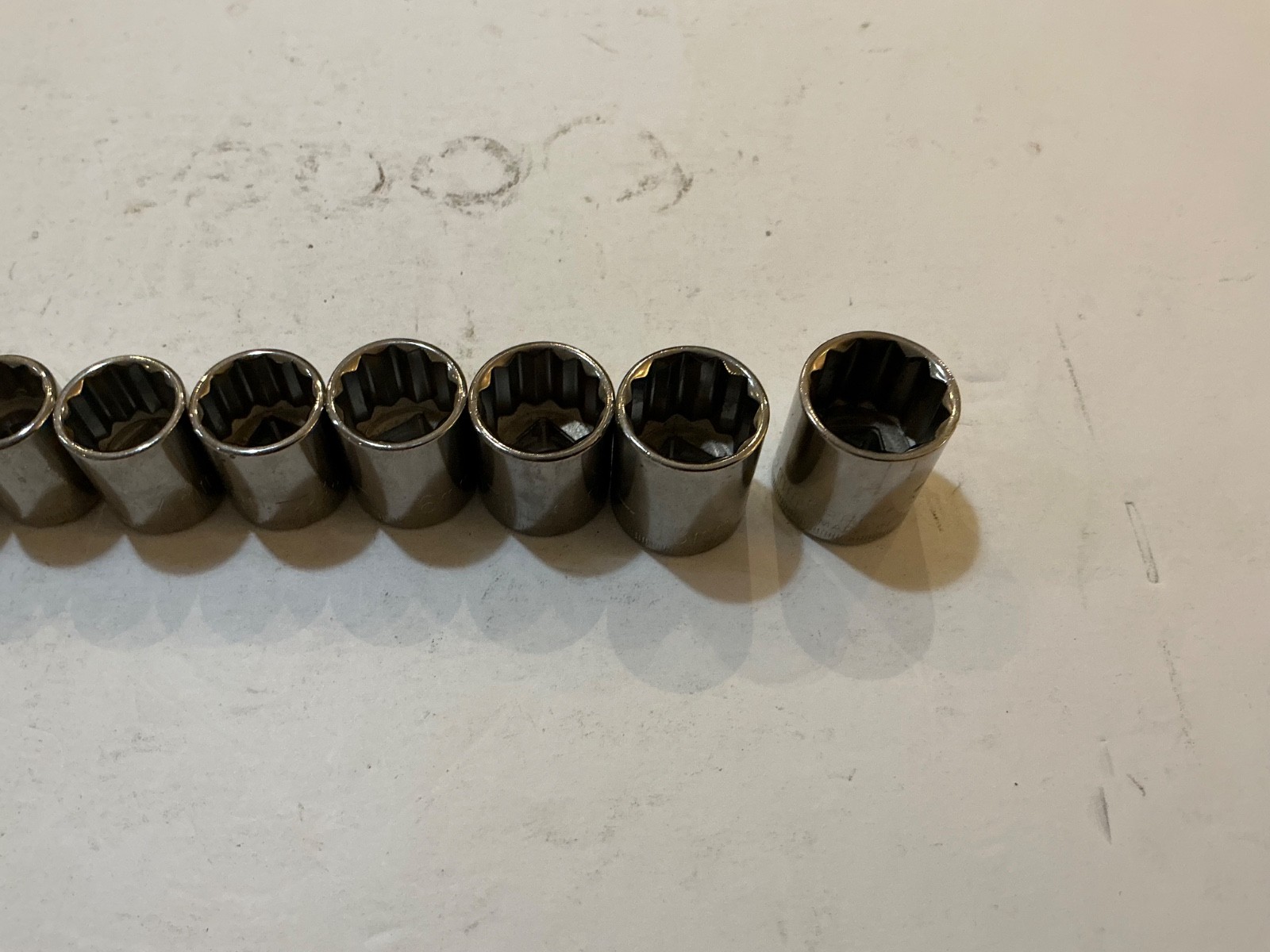 Craftsman 10 pc 3/8″ drive shallow 12 pt metric socket set 10mm-19mm USA made