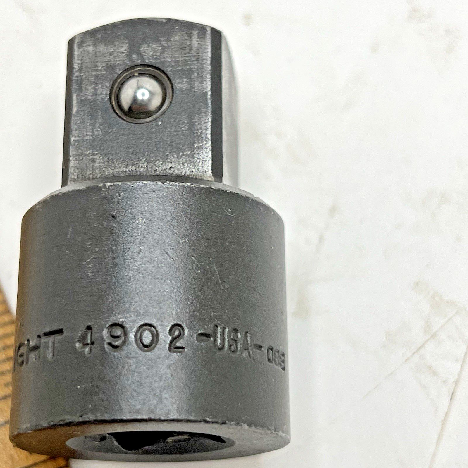 Wright Tools 4902 1/2″ Female to 3/4″ Male Impact Socket Adapter Ball Lock (USA)