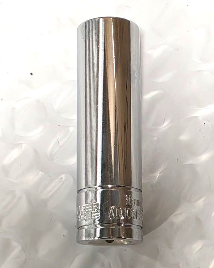 MATCO TOOLS «SILVER EAGLE» AD10M6SEA, 10MM. SOCKET, 2″ DEEP, 6 POINT.