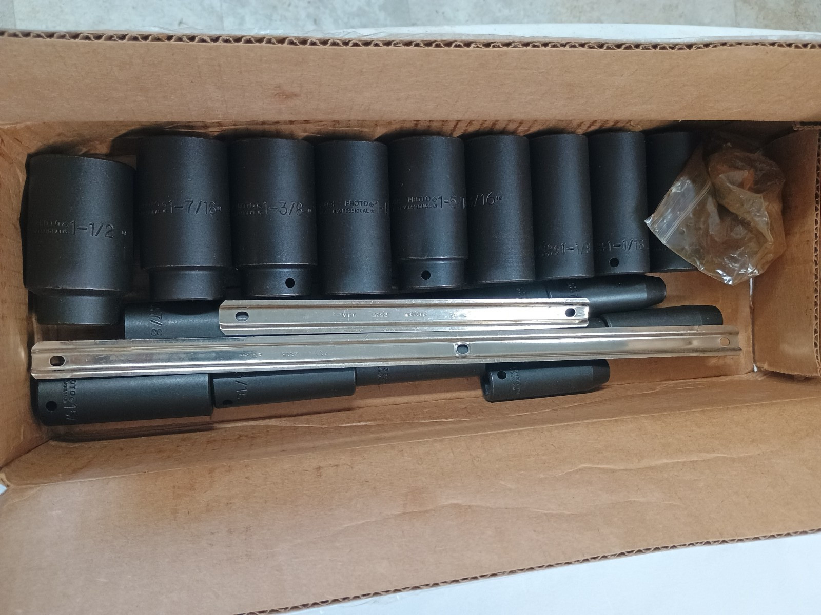 Proto USA 19 pc 1/2″ Drive 3/8″ to 1-1/2″ Impact 6 Point Deep Well Socket Set