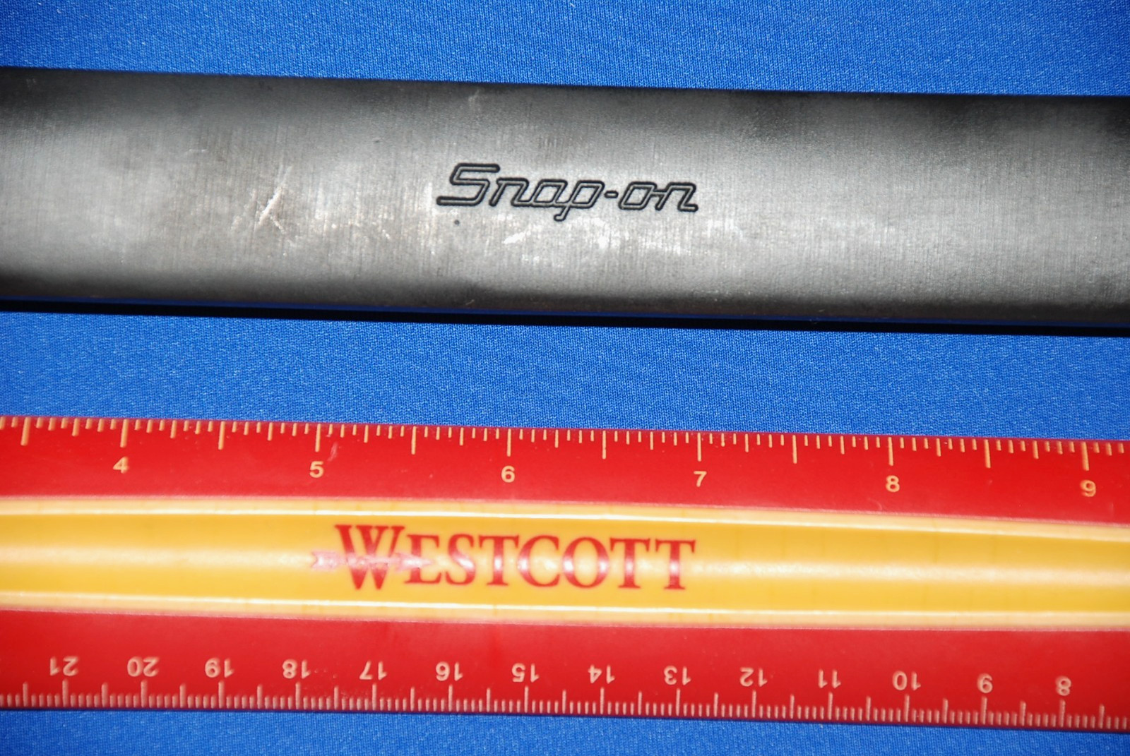 Snap-on NEW 1-7/16″ 12-Point SAE Industrial Finish Combo Wrench GOEX46B