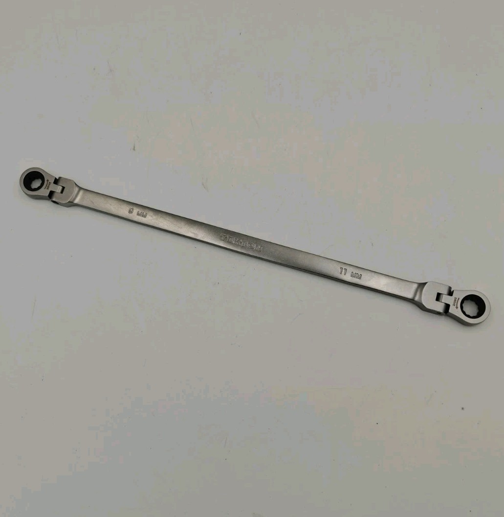 Tekton WRB36409 9 mm x 11 mm Long Flex 12-Point Ratcheting Box End Wrench