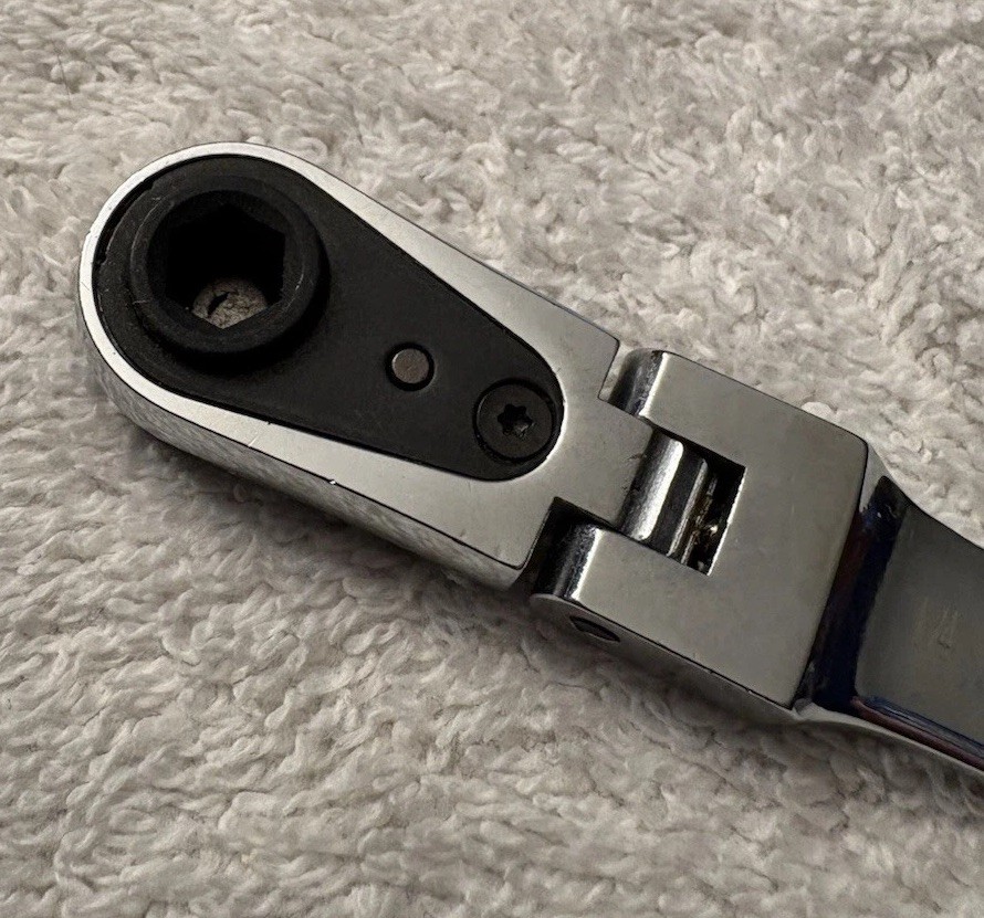 EZRED Micro Combo Dual Ratchet Socket w/1/4” Square Drive Magnetic Bit Drive