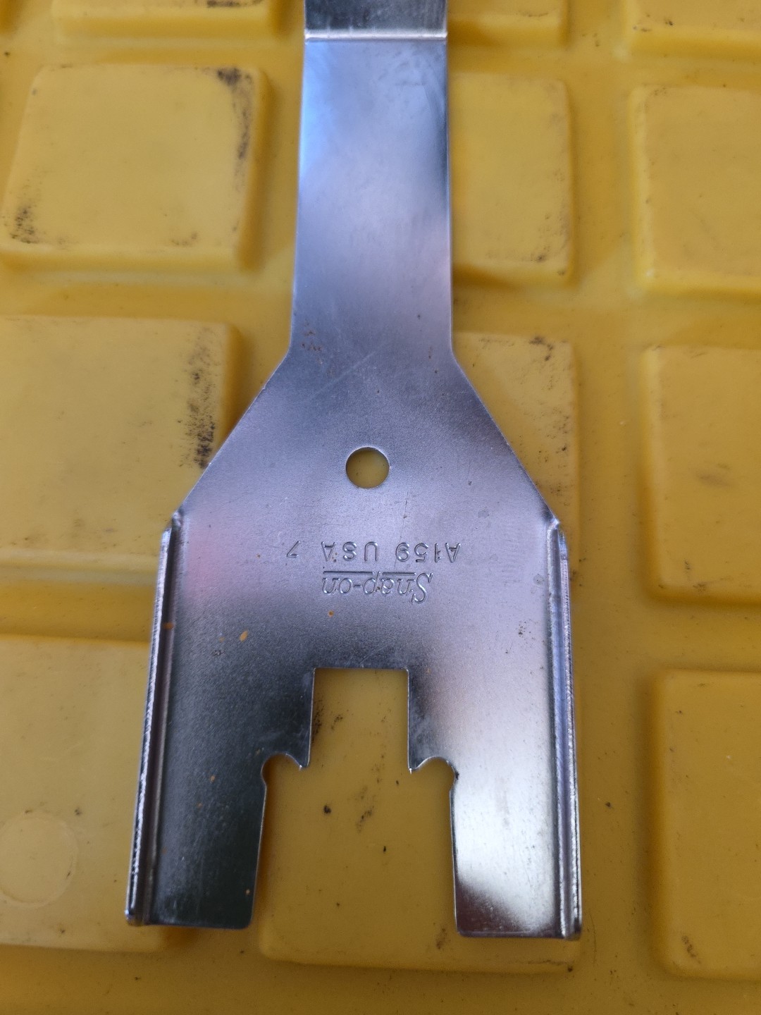 Snap On Tools A159 USA Door/Window Crank Handle Clip Removal Tool