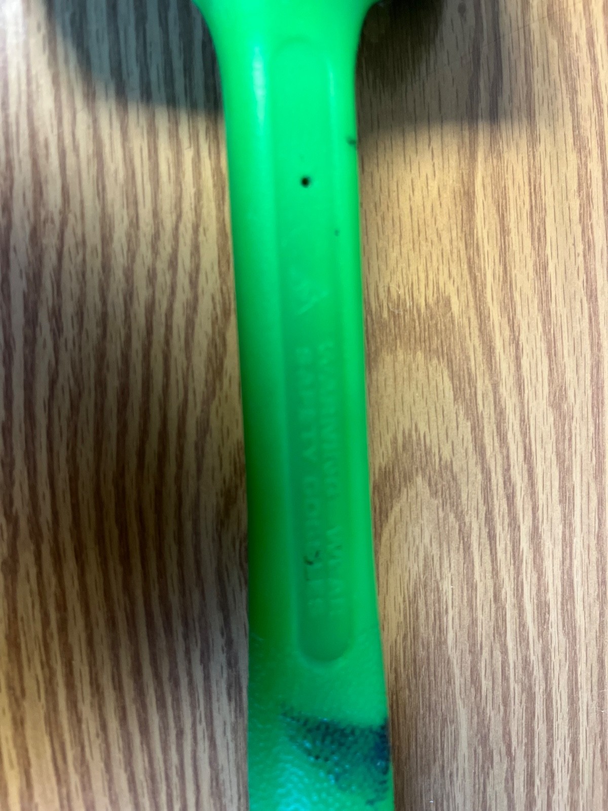 MATCO DB26 – 26OZ NEON GREEN DEAD BLOW HAMMER — LOC#155