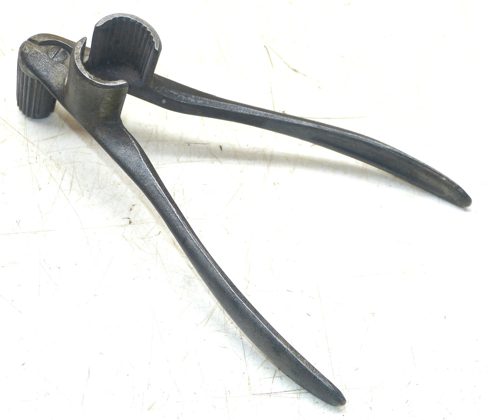Vintage Battery Terminal Pliers INV18630