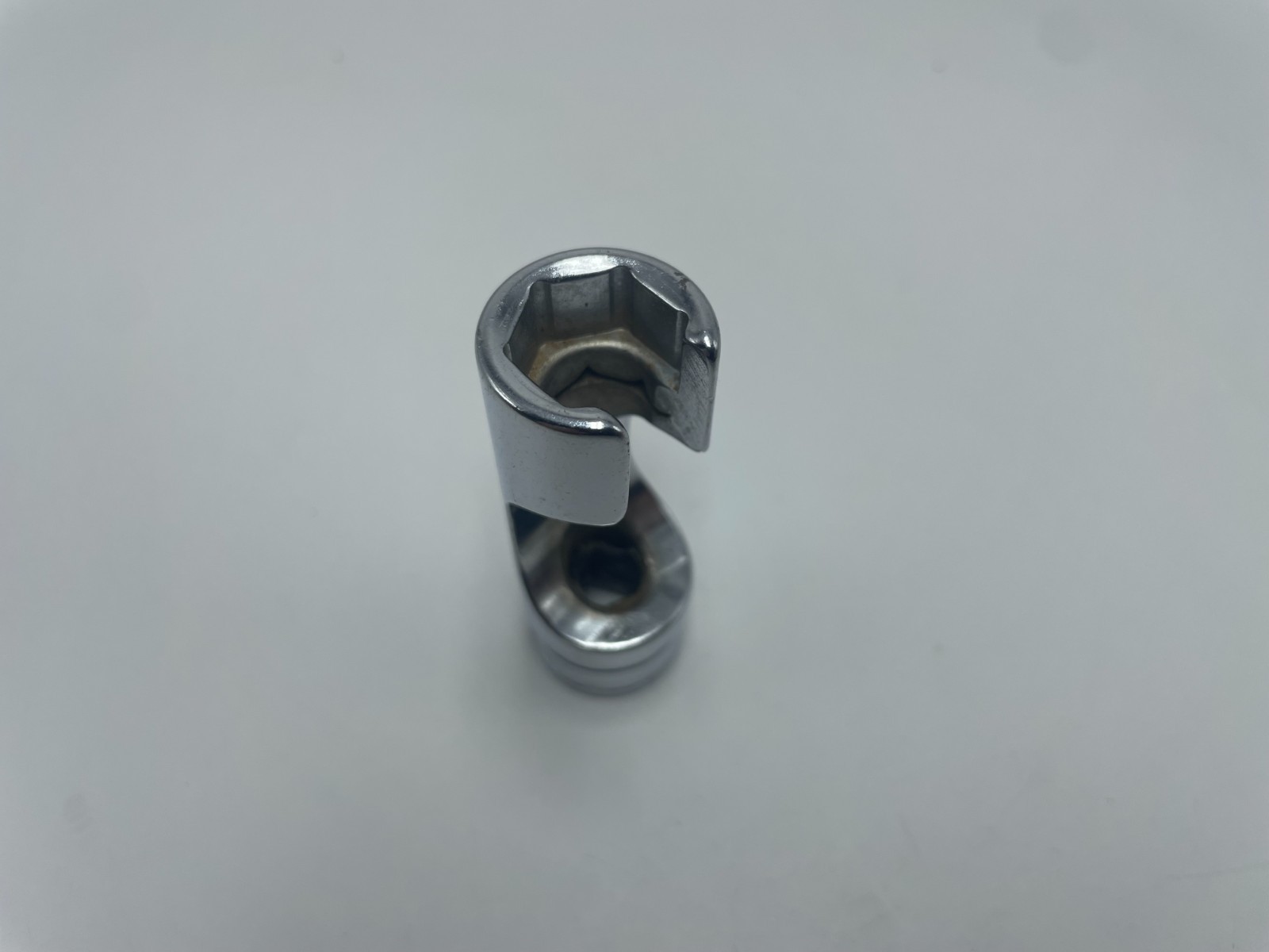 Snap-on FRX181 3/8″ Drive 6-Point SAE 9/16″ Flank Drive® Flare Nut Socket