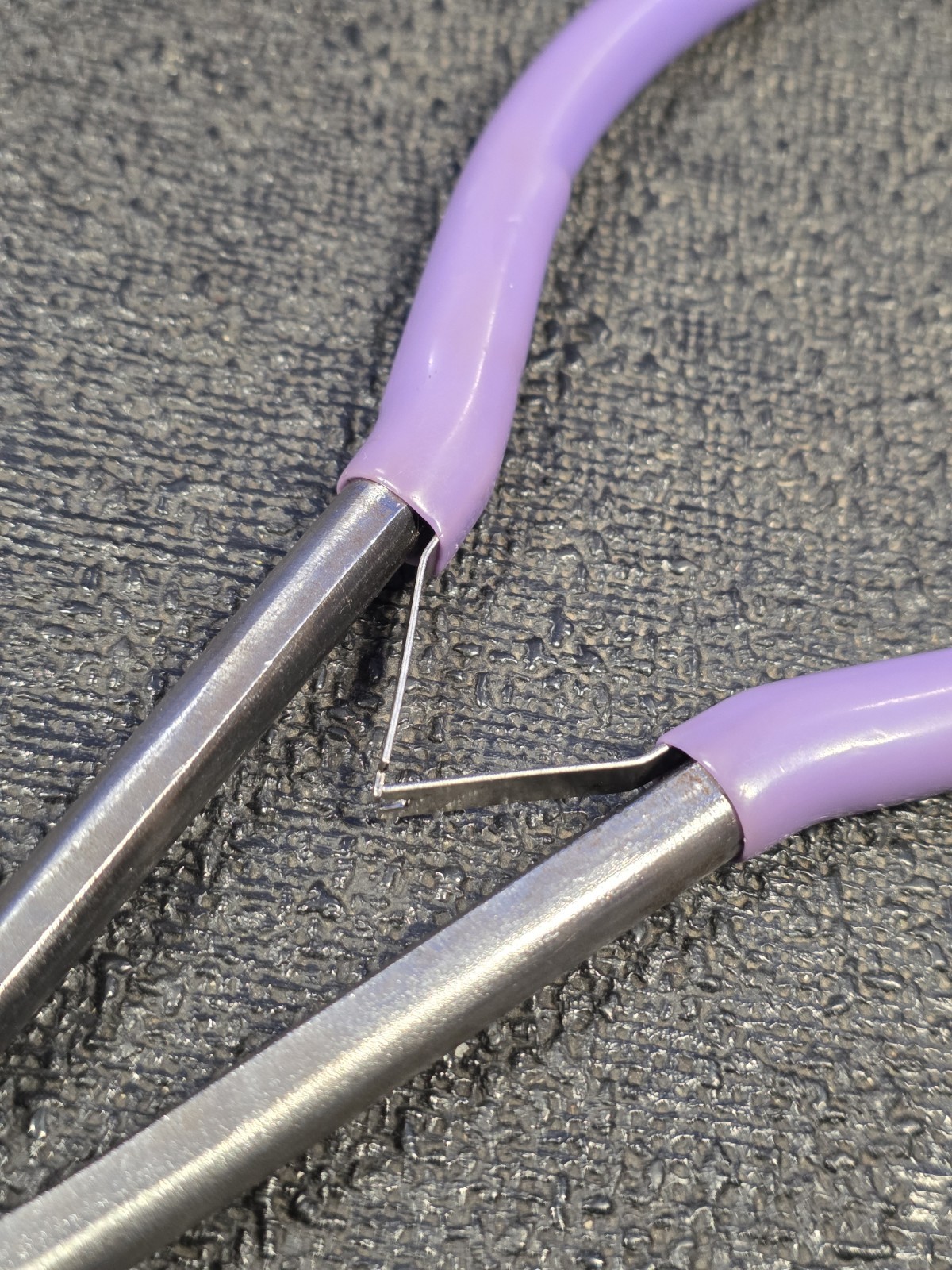 Matco Tools HGG16BPAP PURPLE 1/2″ Diameter Spring Loaded Handle Hose Grip Pliers