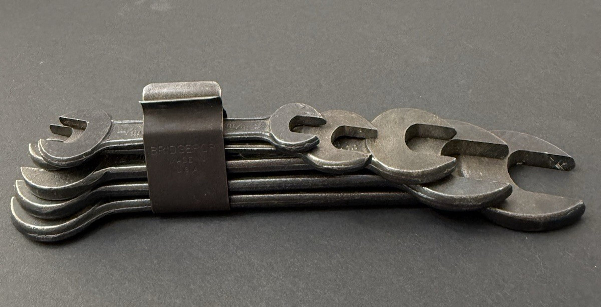 Vintage BRIDGEPORT OPEN END WRENCHES Forged Steel Set of 5 with Metal Clamp USA