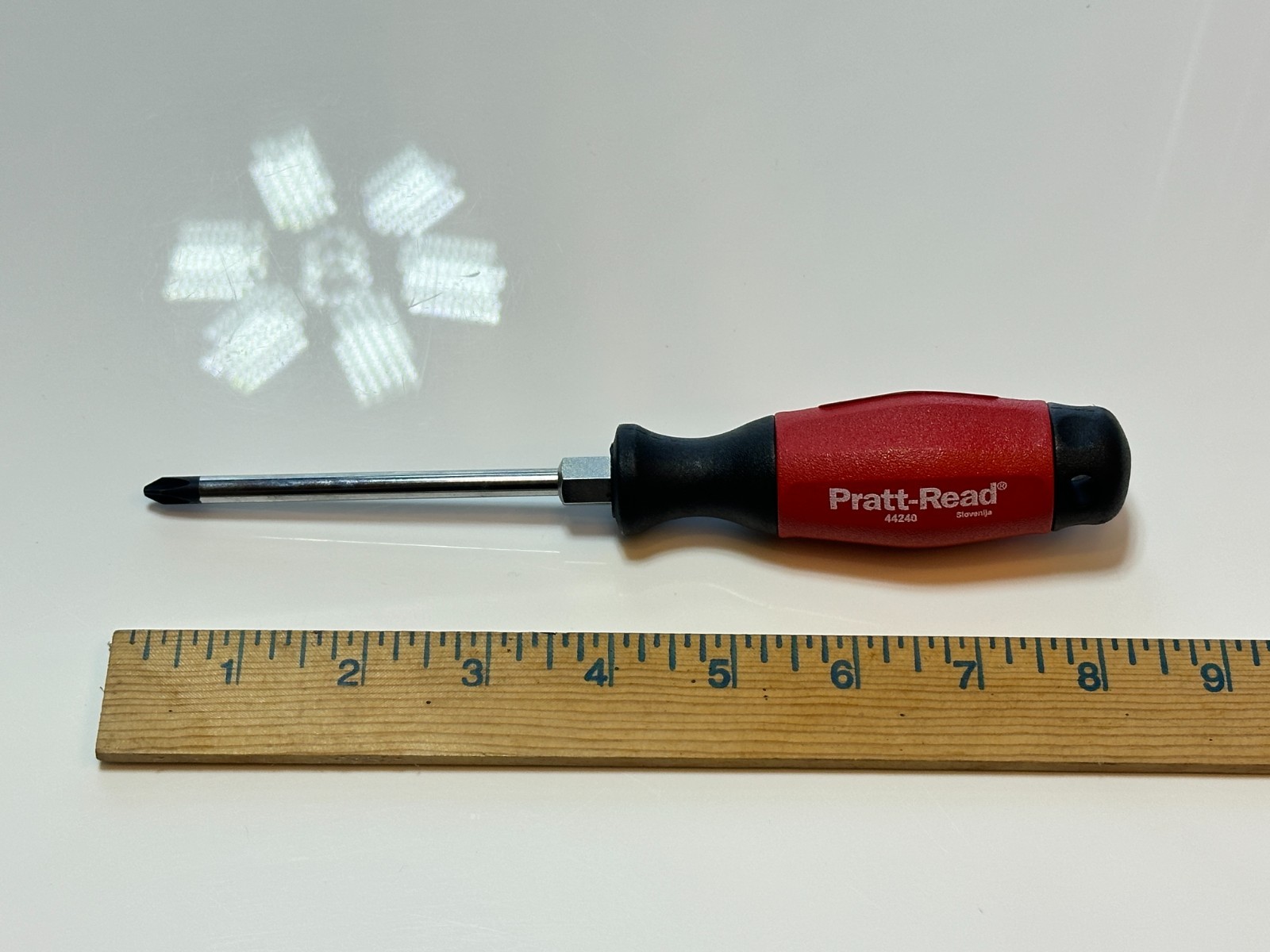 NEW PRATT-READ Tools (Rare) Red Black Hard Grip Phillips Screwdriver (Slovenija)