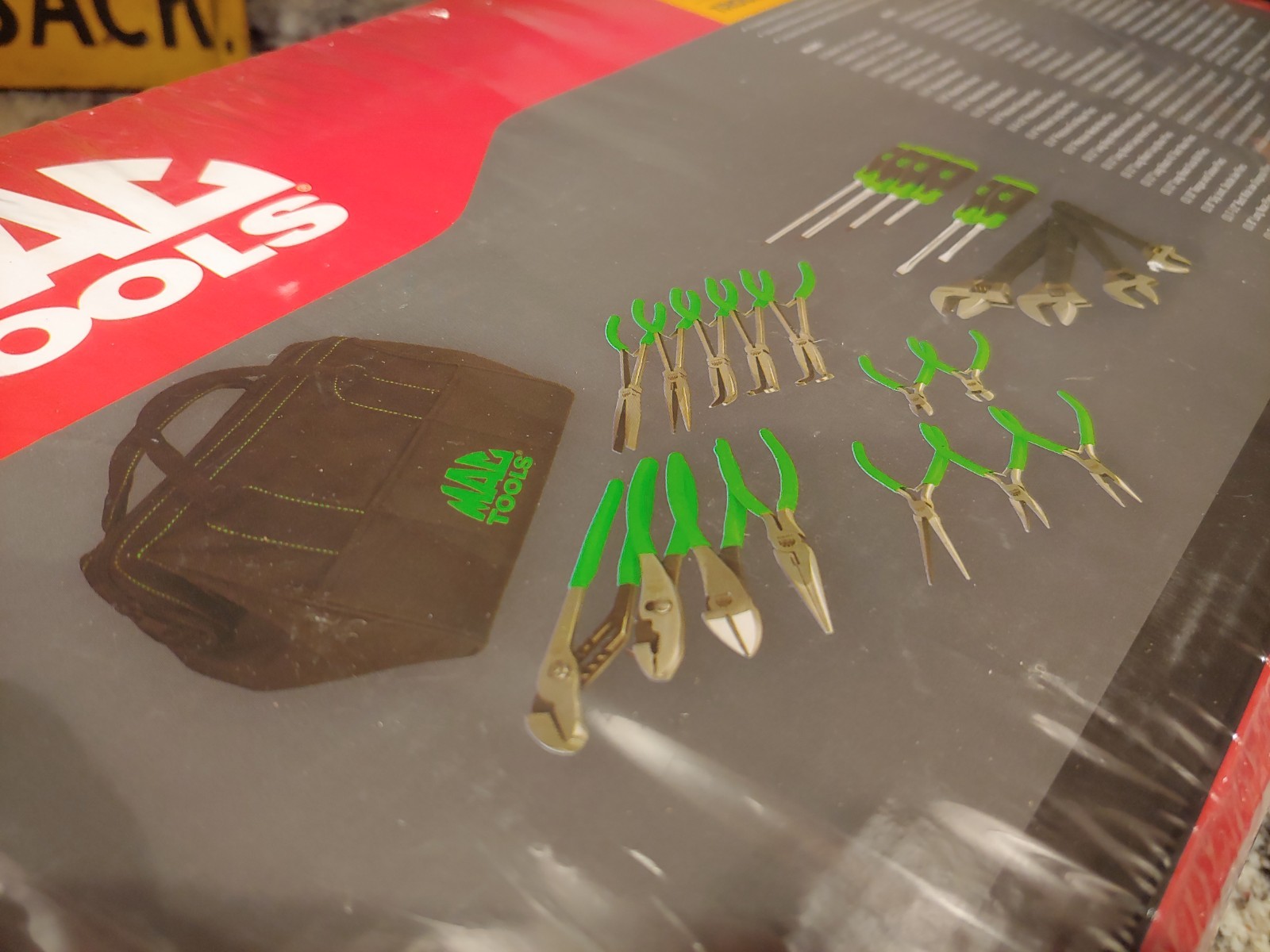 Mac Tools 24pc Set – Pliers, Screwdrivers, Adjustable Wrenches – GREEN – SEALED