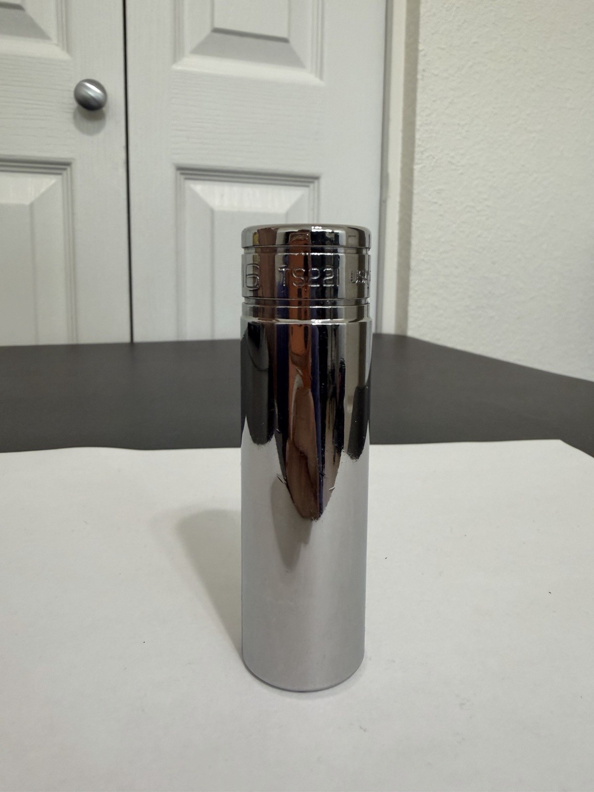 Snap-on Tools 11/16″ TS221 Deep Socket 1/2″ Drive SAE 6 Point Chrome USA