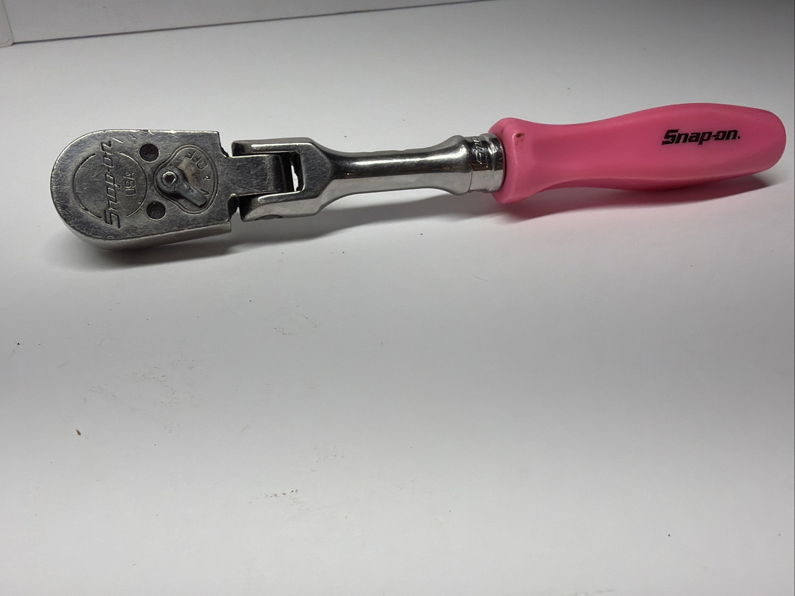 Snap On Tools F835 RARE Electric Pink Hard Handle 3/8″ Drive Ratchet FLEX HEAD