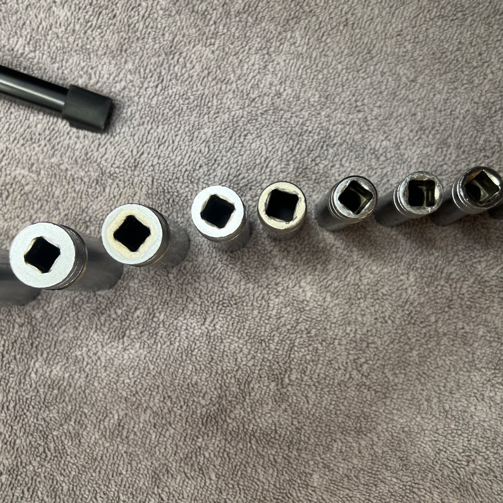 Snap-on 11 pc 3/8″ Drive SAE 6 Point Deep Socket Set 1/4” to 7/8” SFS Series