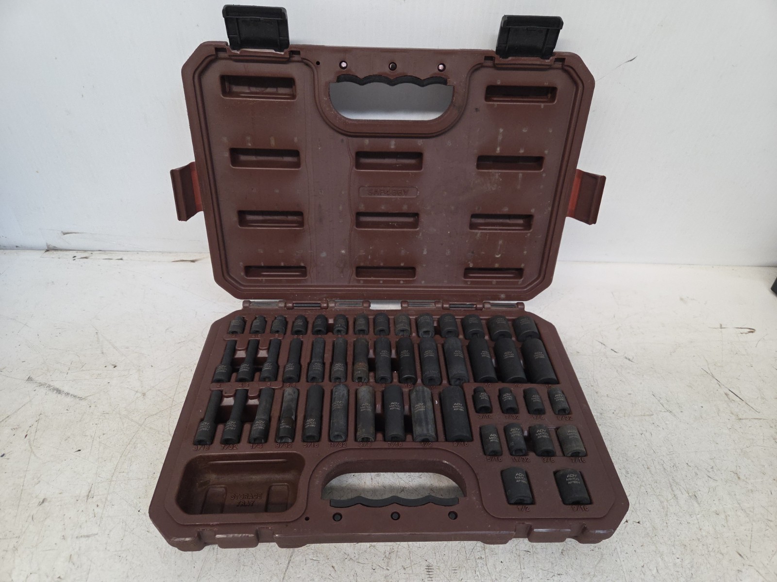 Used Matco Tools SAP486V 48-piece 14″-drive Impact Socket Set SAE & Metric 6-pt