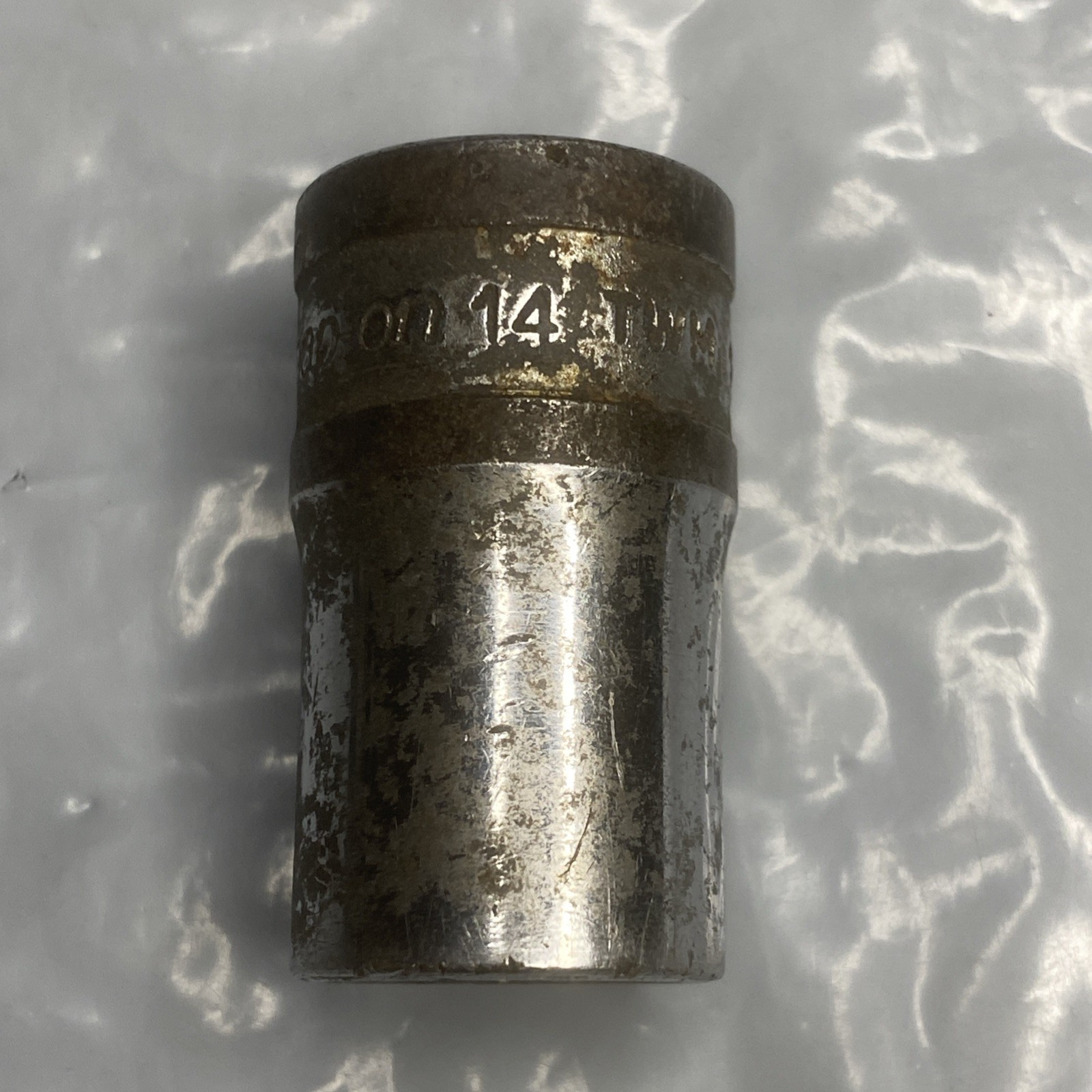 Snap-on Tools 1/2″ Drive 14mm Metric Shallow 6PT Chrome Socket TWM14 USA
