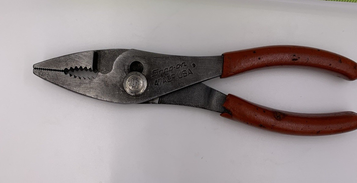 Snap On Tools USA -RED- #47ACP 7.5” Comb Slip Joint Pliers Soft Grip Handles