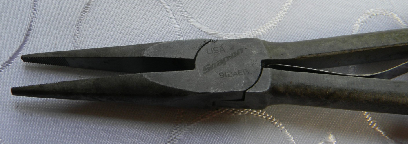 SNAP-ON 11″ LONG RED VINYL GRIP NEEDLE NOSE PLIERS #912AEP MADE IN THE USA