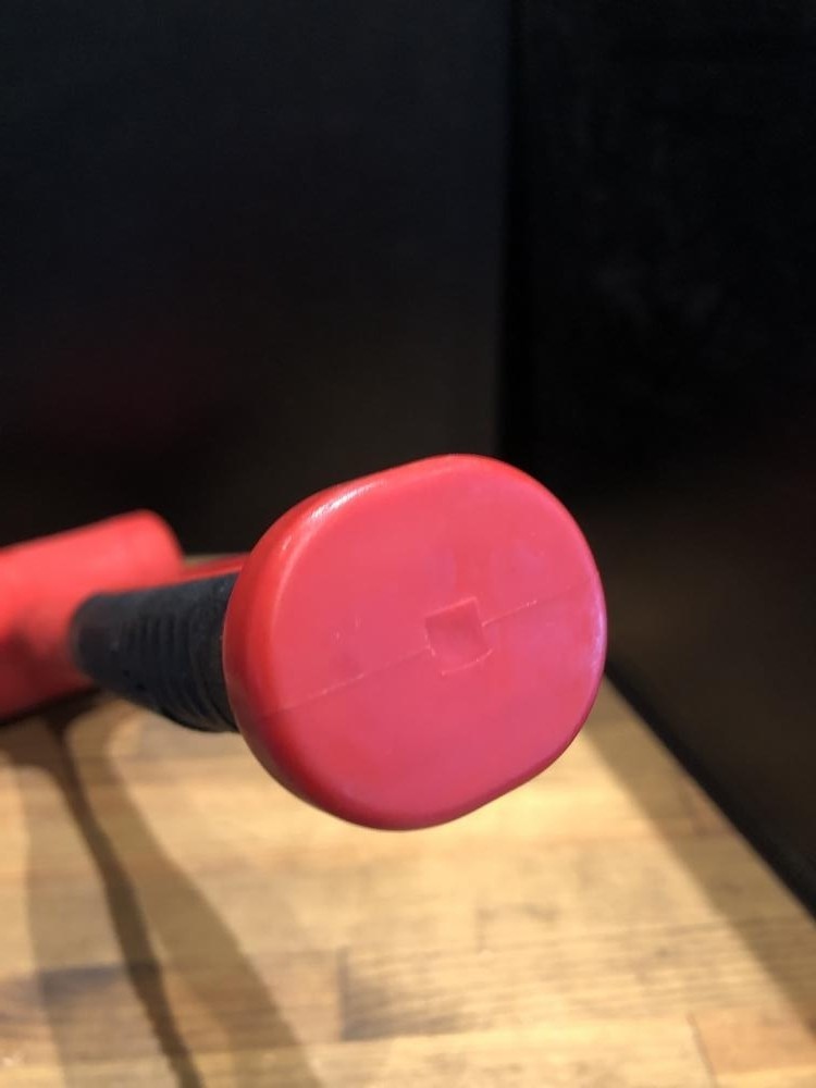 Snap-on HBFE56 56 OZ Dead Blow Hammer Soft Grip Red 1550G [Used]