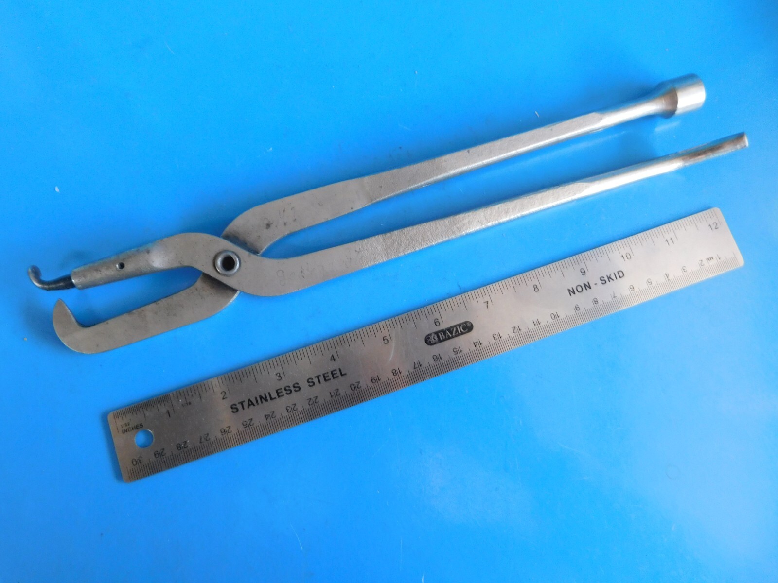 USED, SNAP ON TOOLS BRAKE SPRING PLIERS , PART #131A