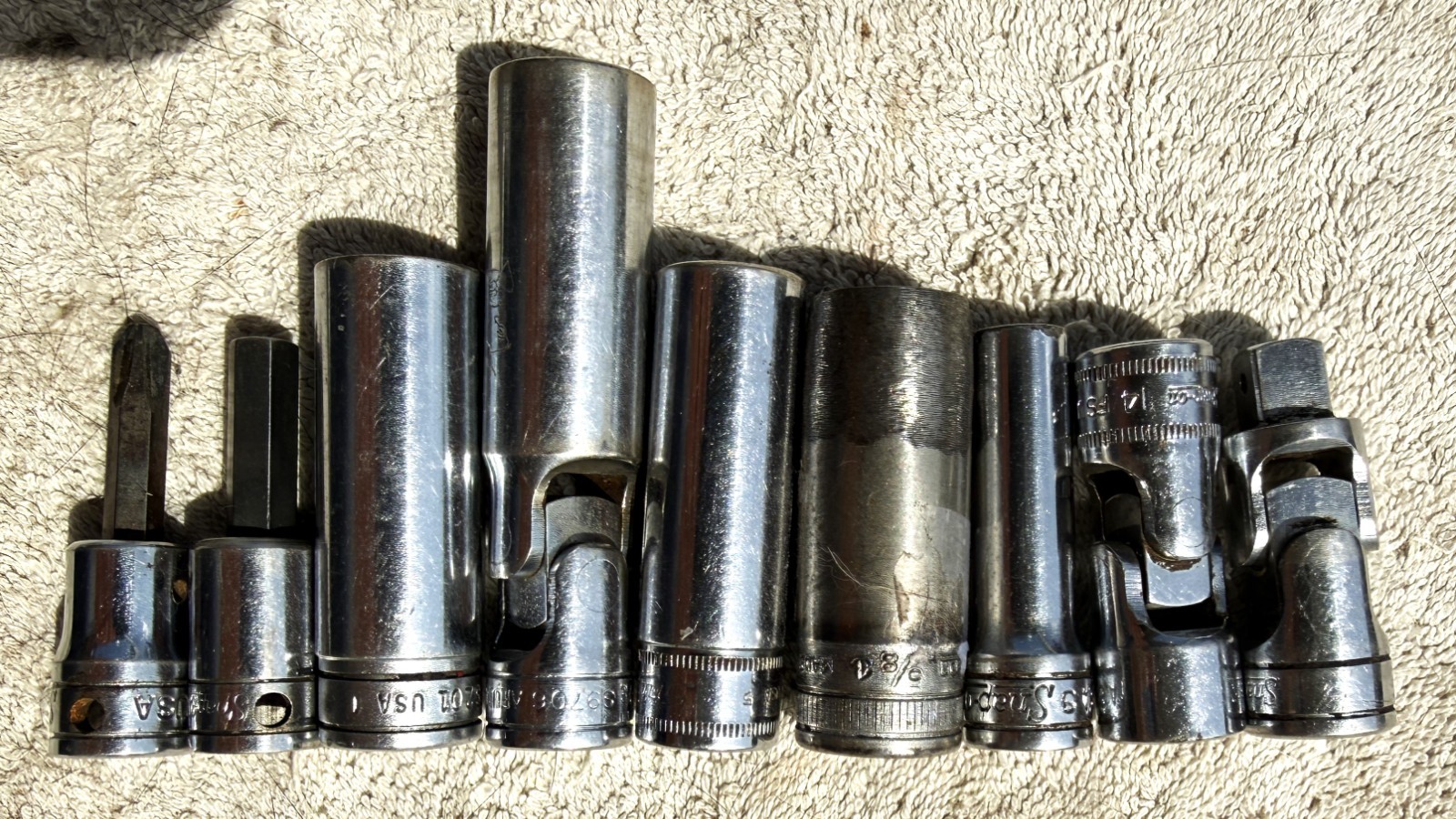 LOT OF 9 SNAP-ON SOCKETS – AS PICTURED