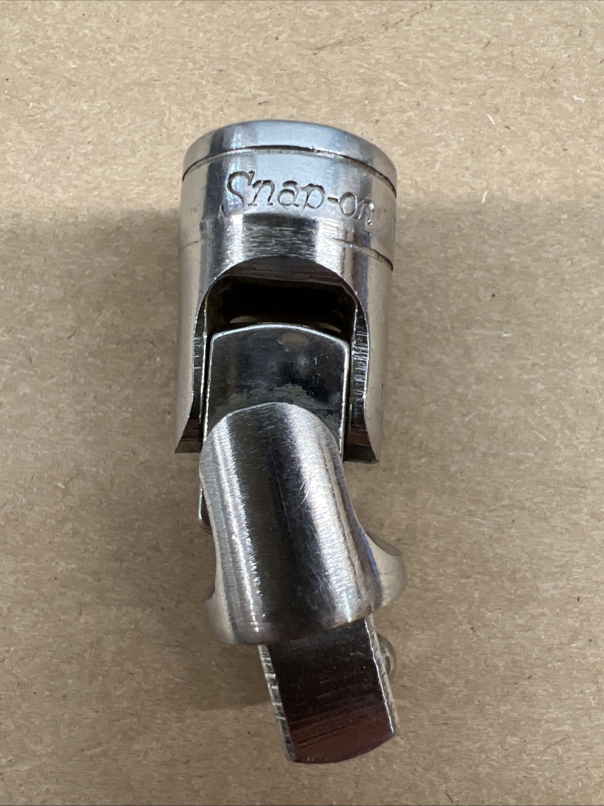Snap On Tools FU8A 3/8″ Drive Friction Ball Universal Joint Adapter See Details