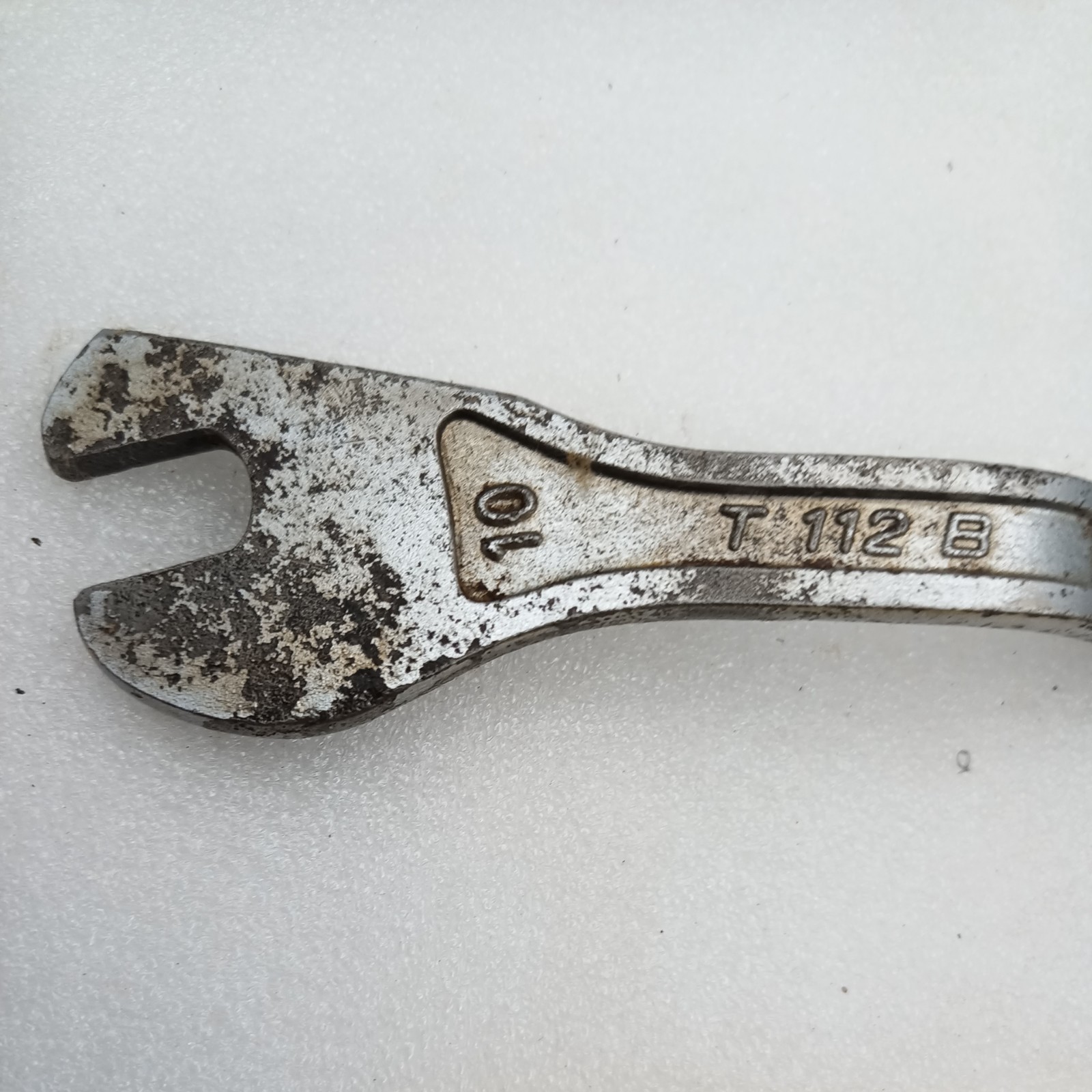 Facom 10mm T112B FRE279 01 Cranked Brake Spanner. Square & Open End Obstruction