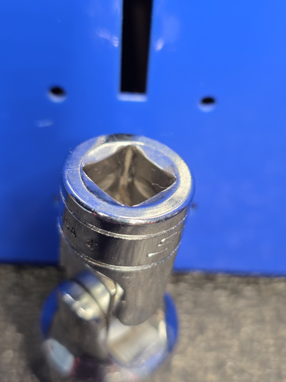 Snap-on Tools FS24 3/4″ 6-Point 3/8″ Drive Swivel Universal Shallow Socket