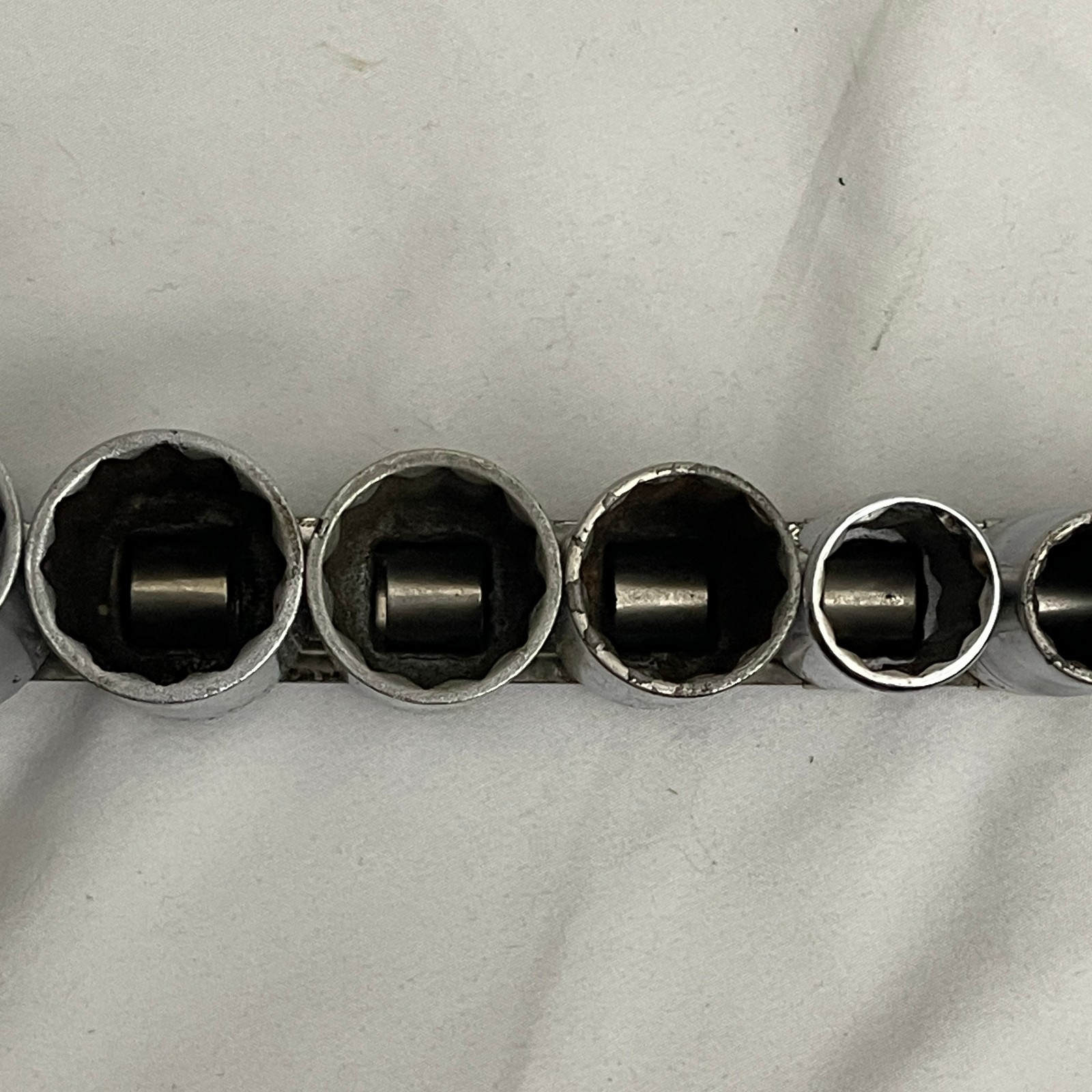vtg 10 pc Craftsman :V: Series 1/2 Drive 12 Point Socket Set 1-1/8 to 7/16 USA