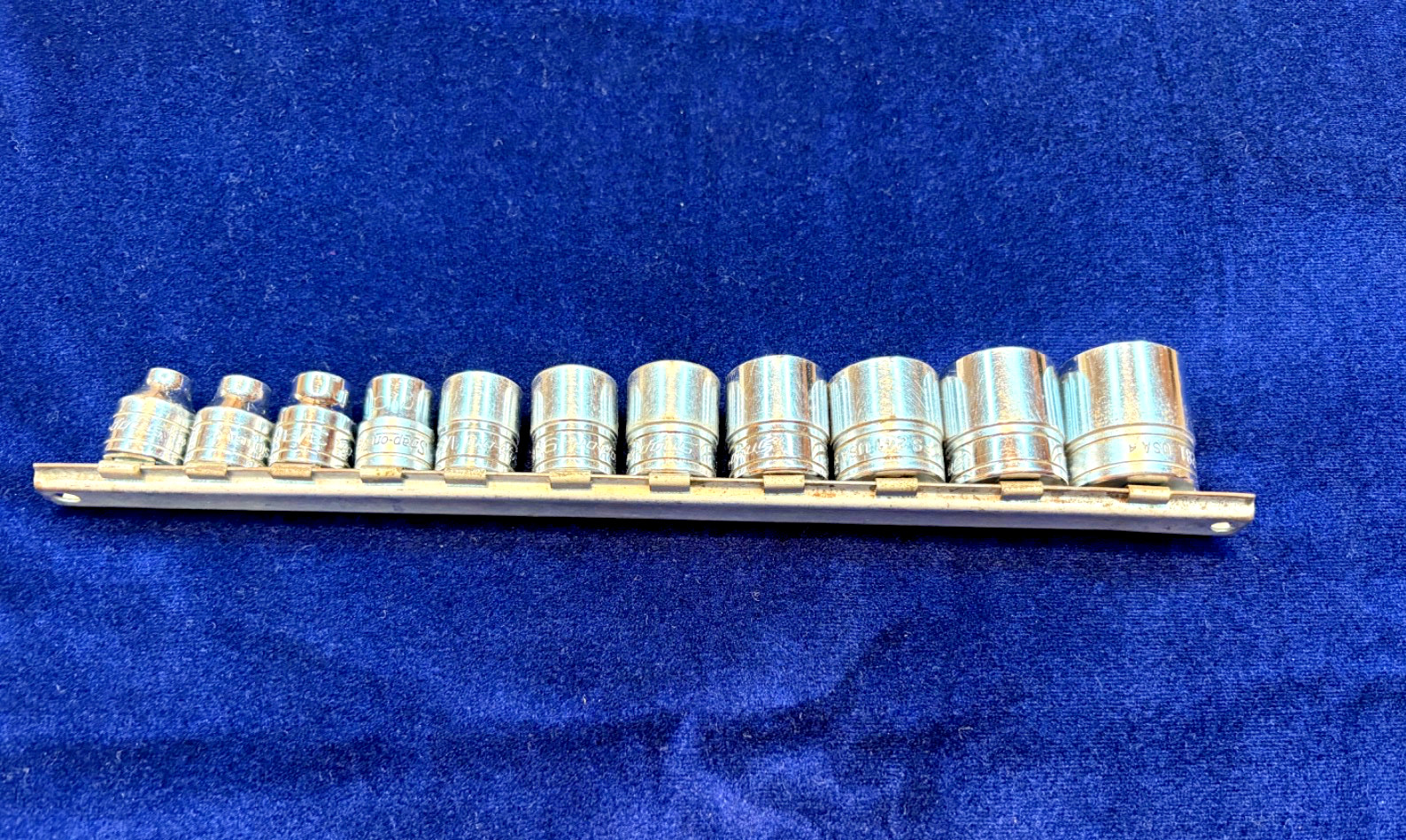 Snap On FS081 – FS281, 3/8» Shallow Socket Set of 11 Sockets – PREOWNED!