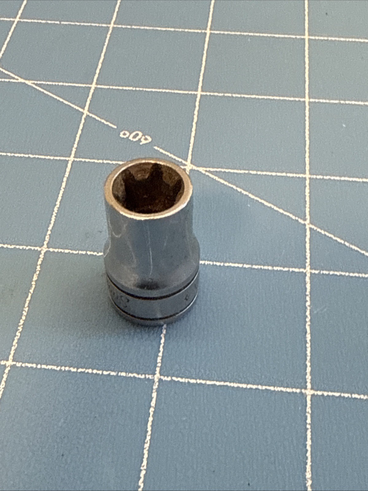 Vintage Snap On 3/8″ Drive E12 Shallow Chrome Invert Torx Socket FLE120