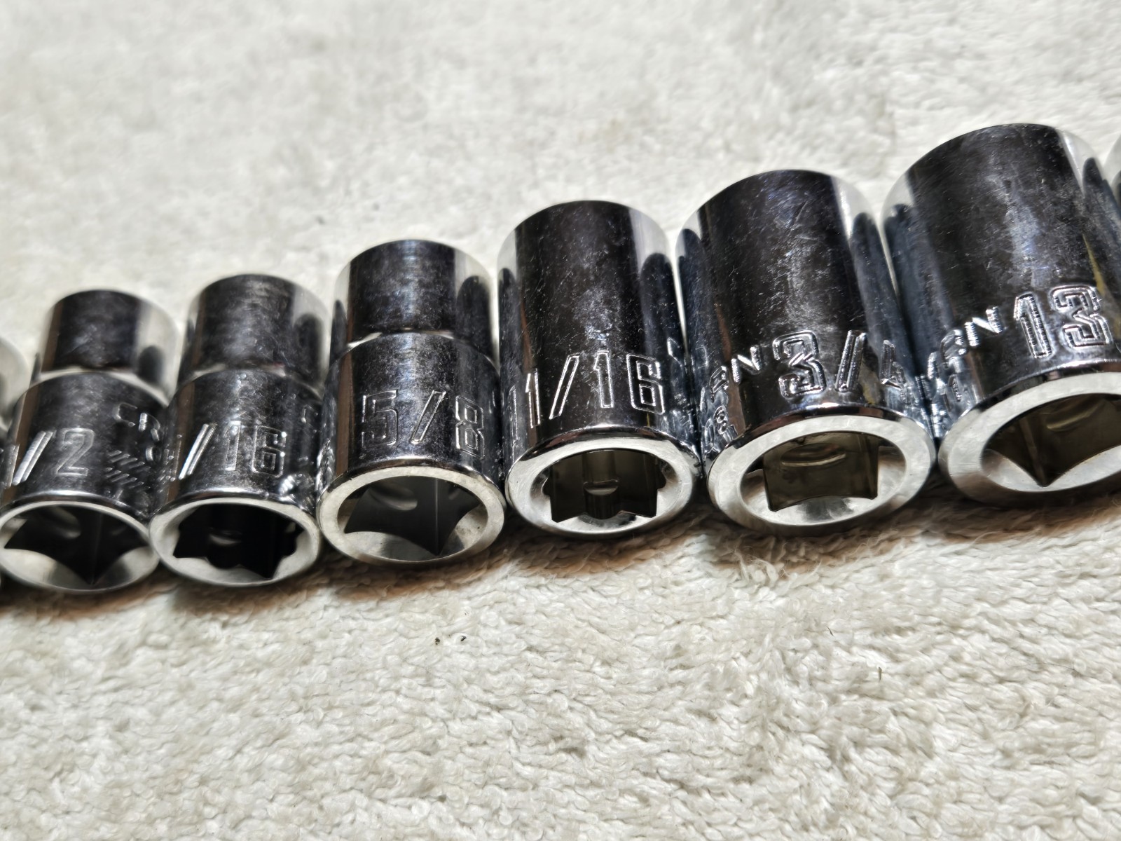Craftsman SAE Shallow Socket Set 1/2″ Drive 12 Point 3/8″ to 15/16″ 10pc (136)