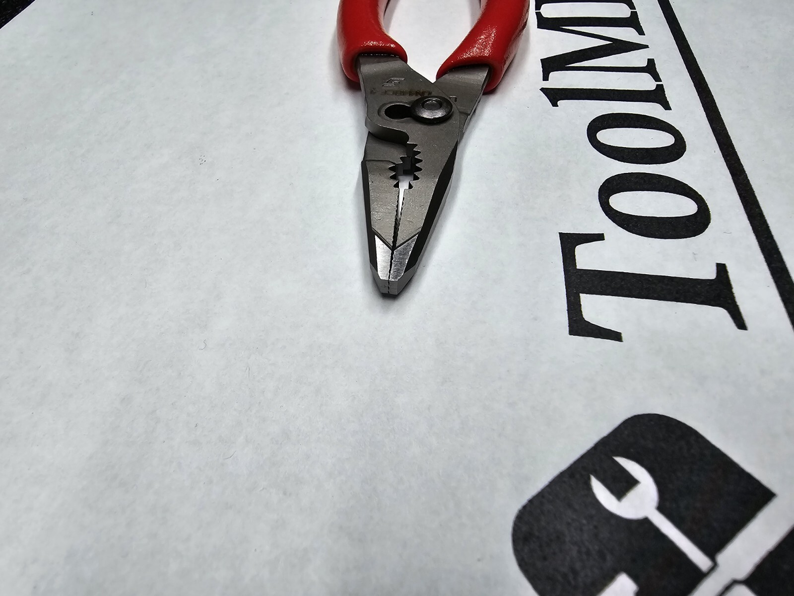 Snap-on Tools USA NEW RED 5″ Soft Grip Mini Long Nose Slip Joint Pliers LN44BCF